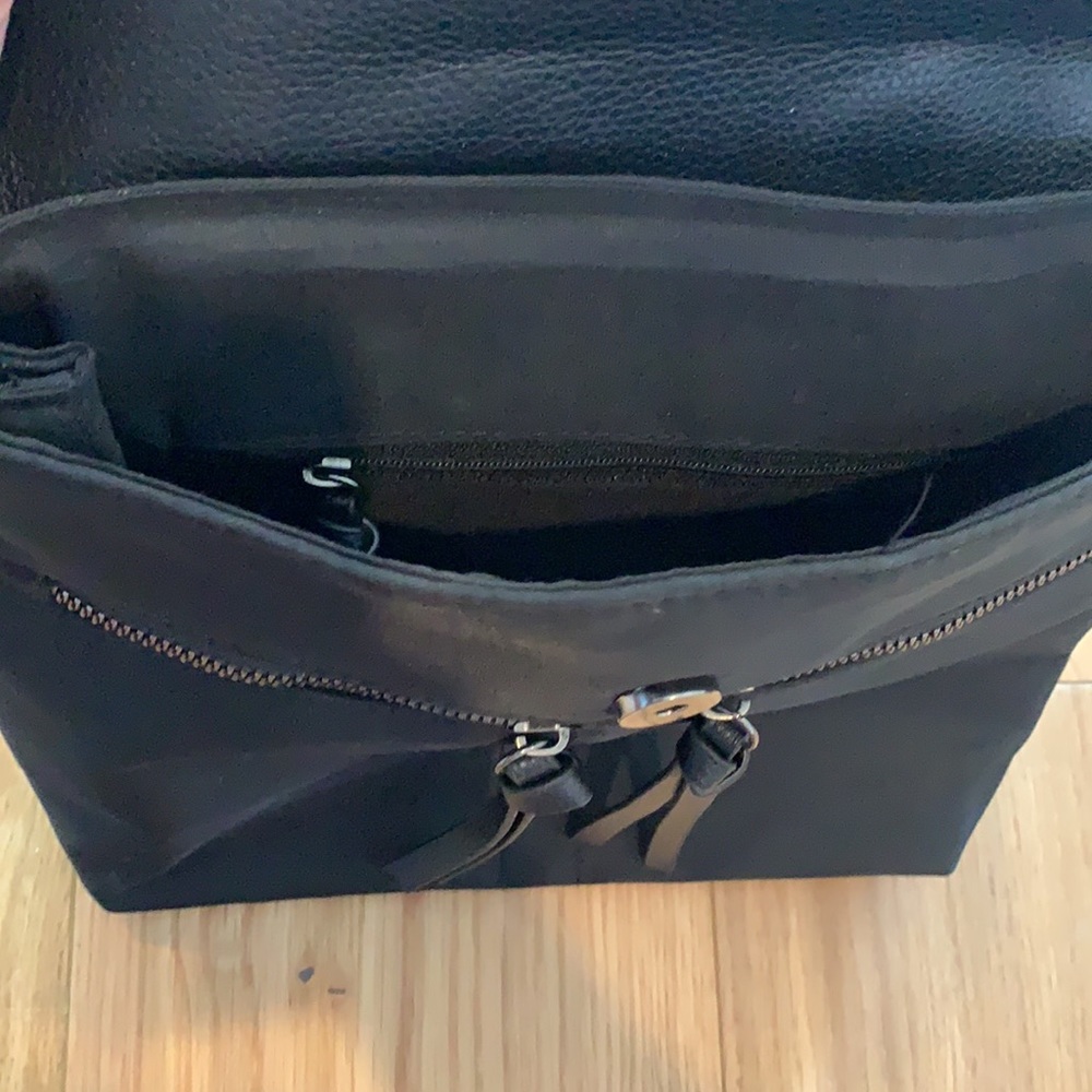 Backpack - Picture 2 of 3